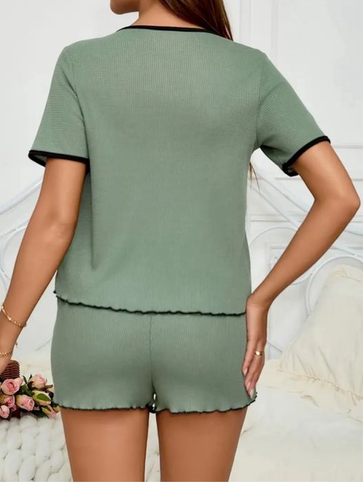 Домашній костюм піжама для вагітних нова розмір L регулюється під живі