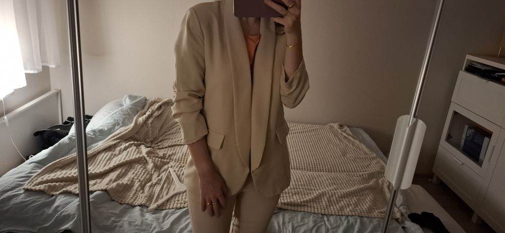 Beżowy komplet garnitur damski marynarka żakiet s 36