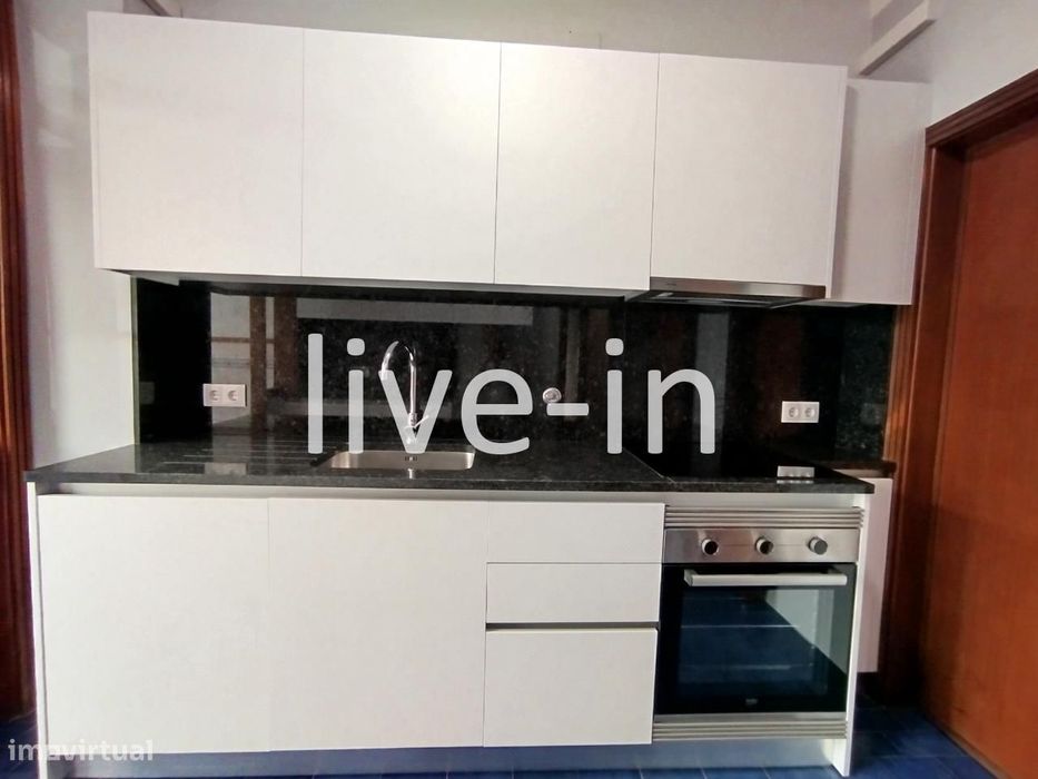 Apartamento T3 junto à Escola Mário Sacramento