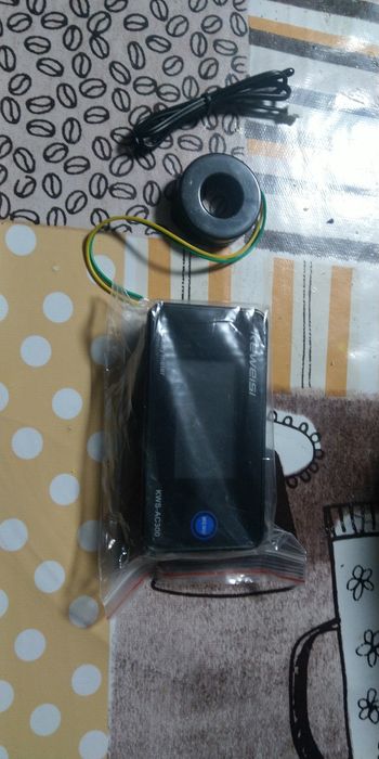 Амперметр,ватт метр,вольт метр,с датчиком темпер.и счётчиком времени.м