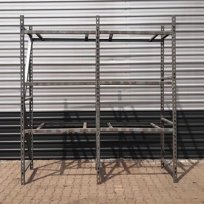 Regał magazynowy 3x2,6x0,75m
