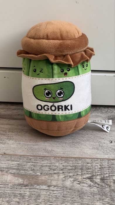 Maskotka ogórki biedronka