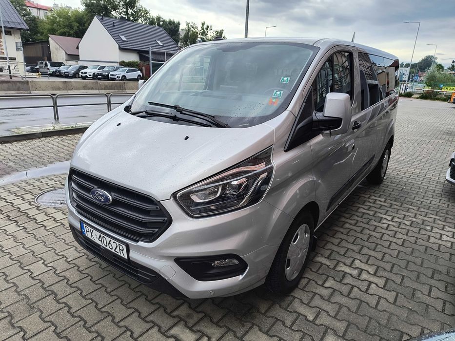 Wynajem busa 9 osobowego komfortowe busy kat B wakacje ferie Europa