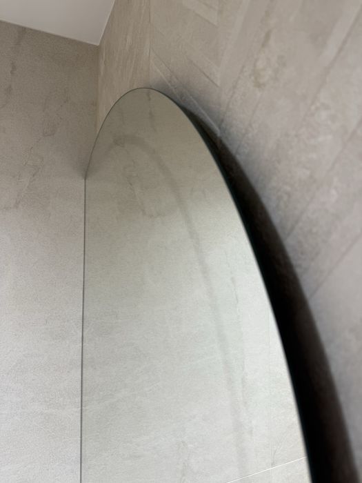 Półokrągłe lustro z podświetleniem led średnica 100 cm