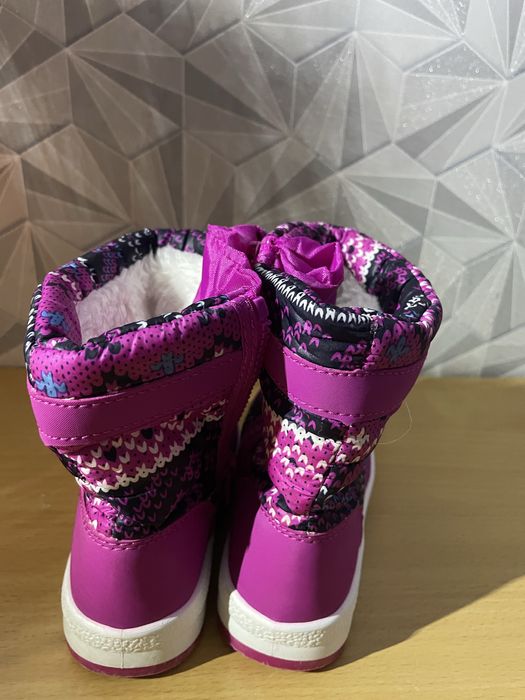 Продаи дутики дитячі