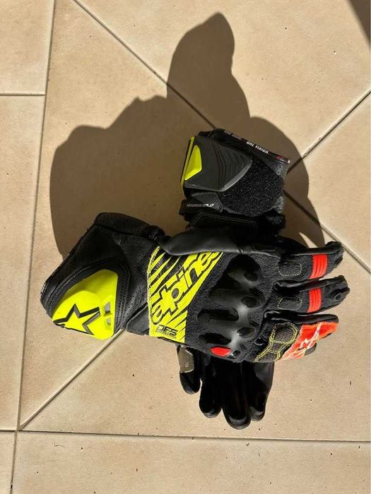 Luvas Alpinestars GP Tech V2 — usadas 1 vez | 175 €