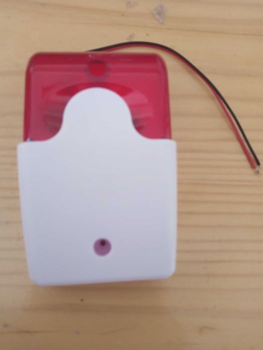 Сирена світлозвукова