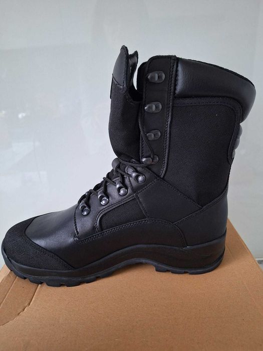 Nowe buty trekkingowe wojskowe Wojas czarne 958M/41, rozmiar 43.