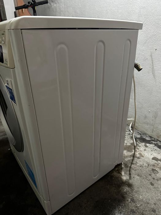 Máquina Lavar Roupa