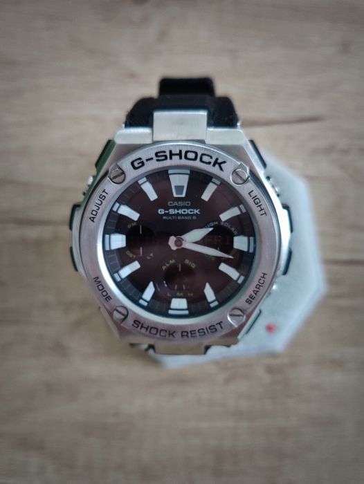 Casio G-Shock GST-W130C podświetlenie i luma multiband 6 tough solar