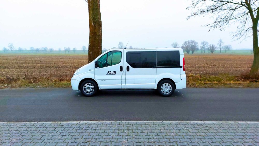 Wynajem Samochodów 9-osobowych, Kaucja tylko 100! – FAJN Wypożyczalnia