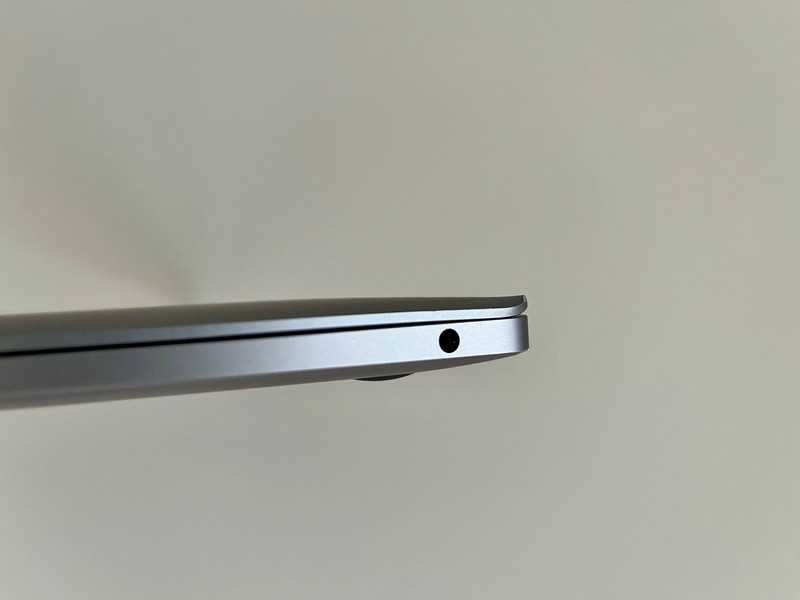 MacBook Air, 13-inch, 2018