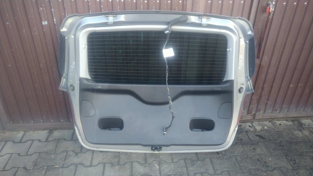 ) Meriva B klapa tylna kompletna Z40W