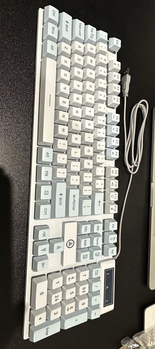 Геймерська клавіатура з підсвіткою для Windows/Linux нова