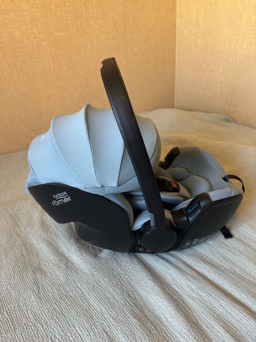 Автокрісло Britex Romer baby safe pro від 0 до 15 міс, розкладне