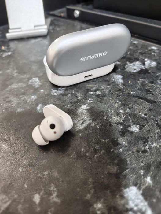 OnePlus Nord Buds 2 - Bom estado