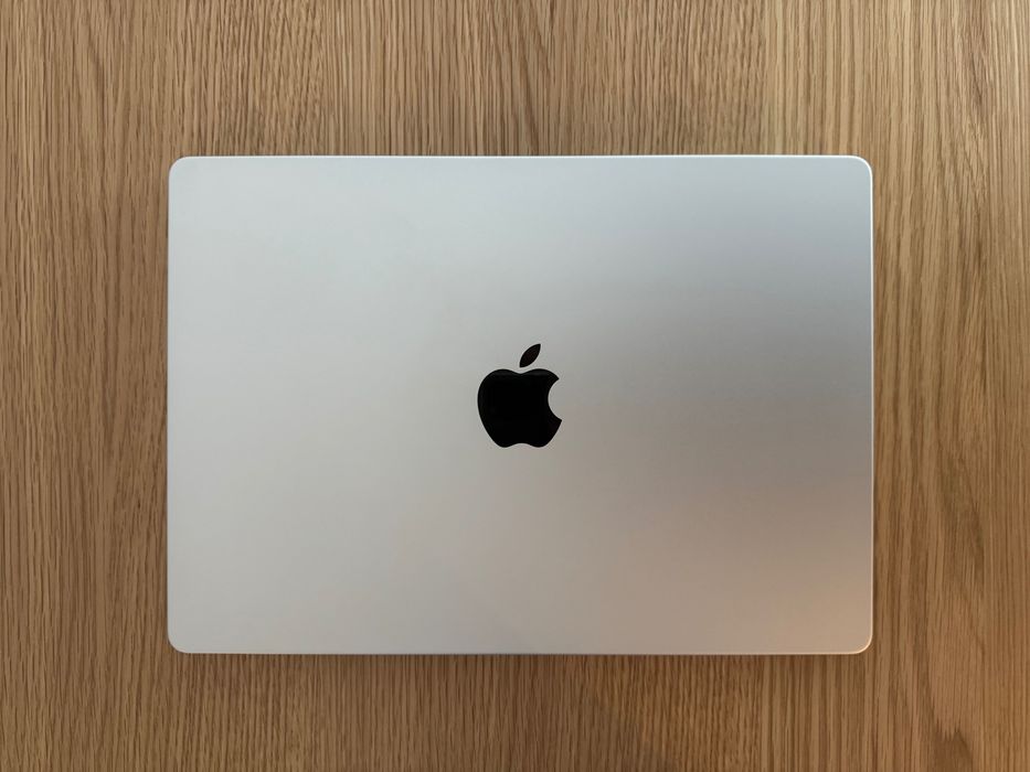 Apple MacBook Pro 14" - M2 Pro - 16GB RAM/512GB SSD - com Garantia!