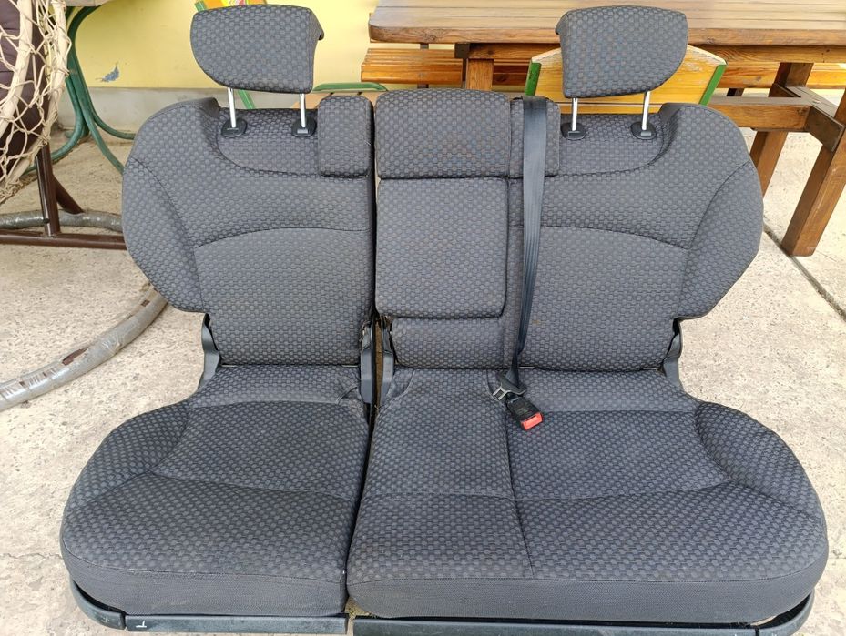 Заднє сидіння від Volkswagen Caddy