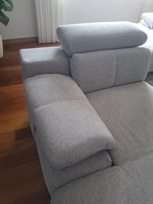 Sofá novo sem qualquer marca ou defeito