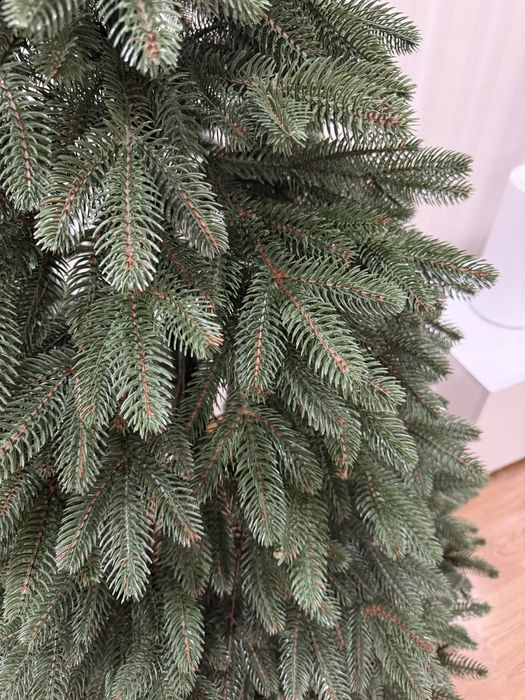 Лита ялинка! Терміново!