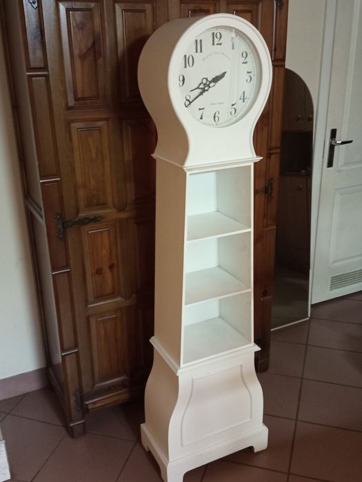 Sprzedam zegar stojący stylizowany