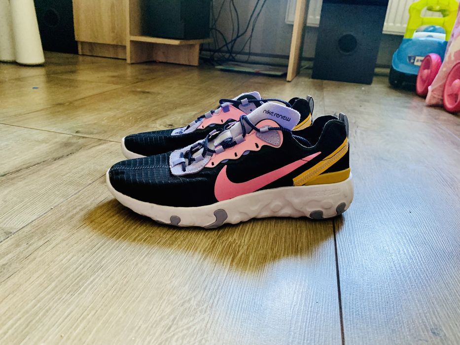 Кроссовки Nike Renew Element 55 размер 39