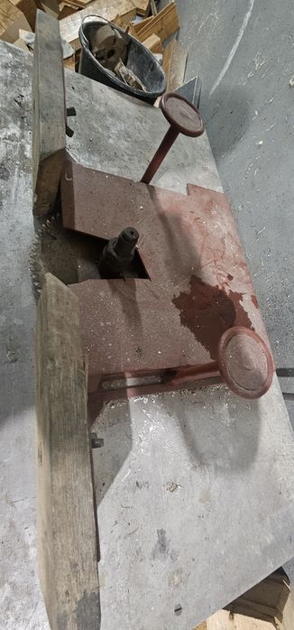 Frezarka stołowa w dobrym stanie