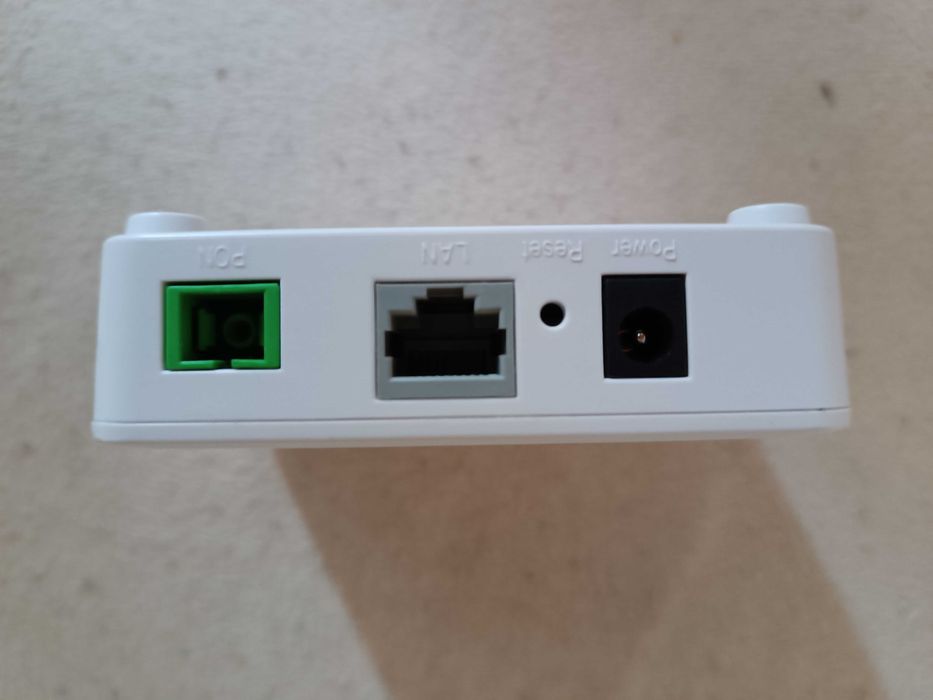 Продам роултер-коммуникатор Raisecom