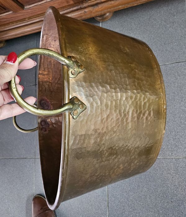 Tacho em cobre antigo