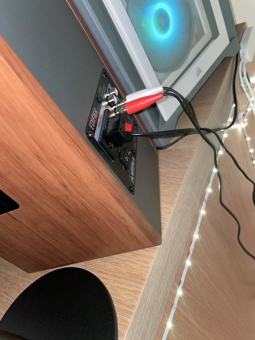 Edifier R1280T Studio 42W Excelente estado