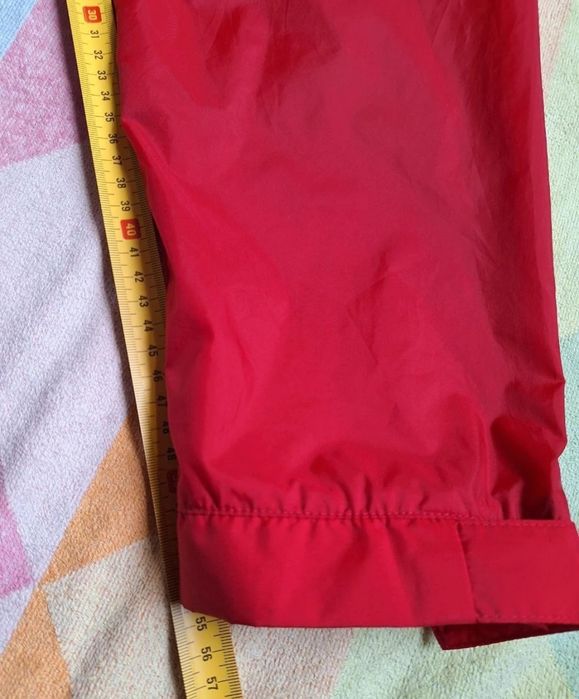 Corta-vento Adidas vermelho praticamente NOVO
