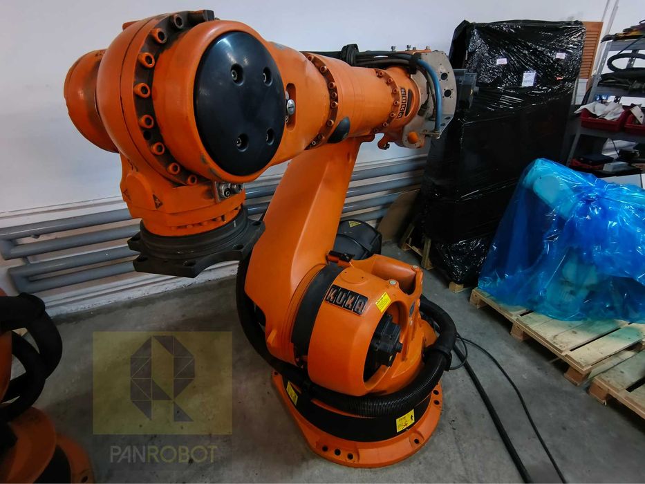 Robot KUKA KR 210 / KRC2 ed05 / Komplet / pomożemy uruchomić