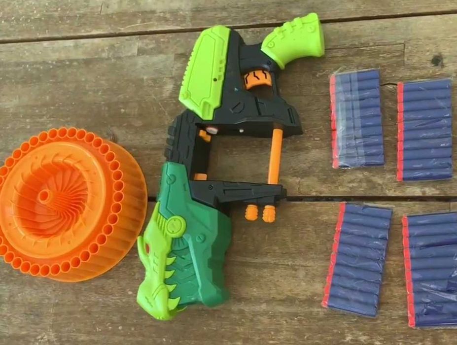 Іграшковий кулемет дитячий бластер з м'якими кулями