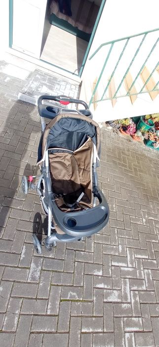 Carrinho de Bebe com cadeira