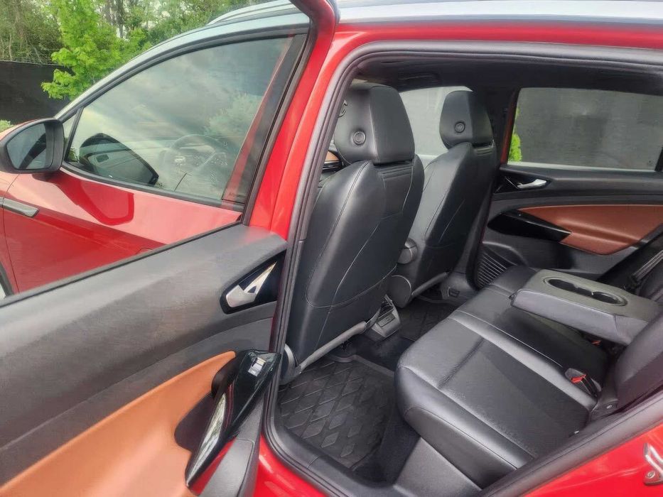 Volkswagen ID.4 Pro S      2021