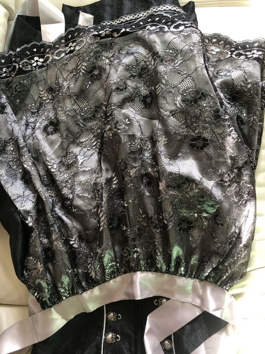 Баварська сукня для октоберфесту