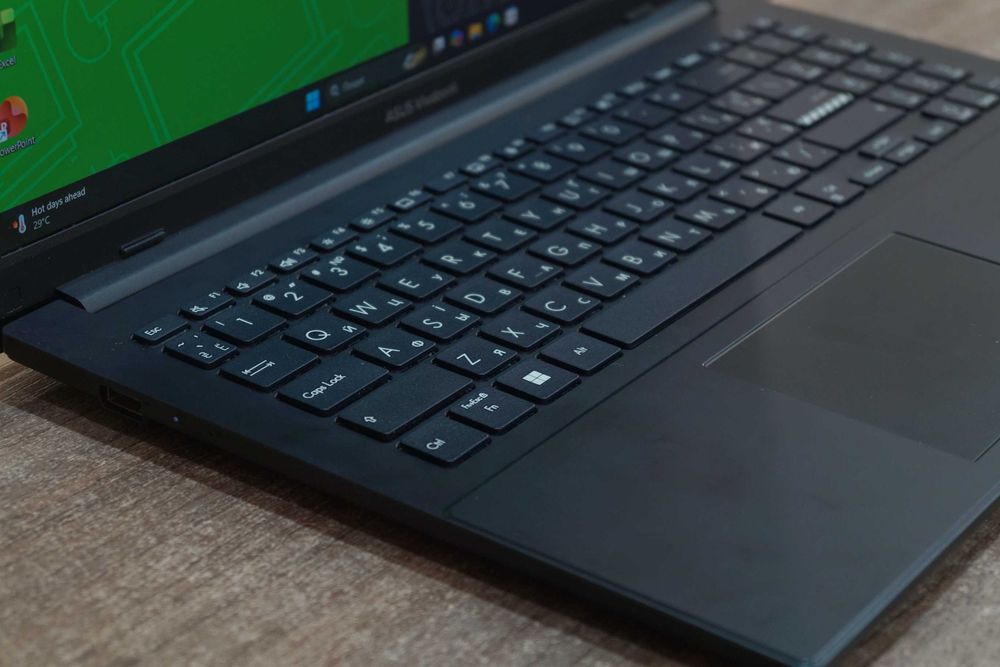 ГАРАНТІЯ Asus VivoBook (FullHD IPS/Ryzen 5 7520U/RAM 8ГБ DDR5/SSD 512ГБ)TVOYO