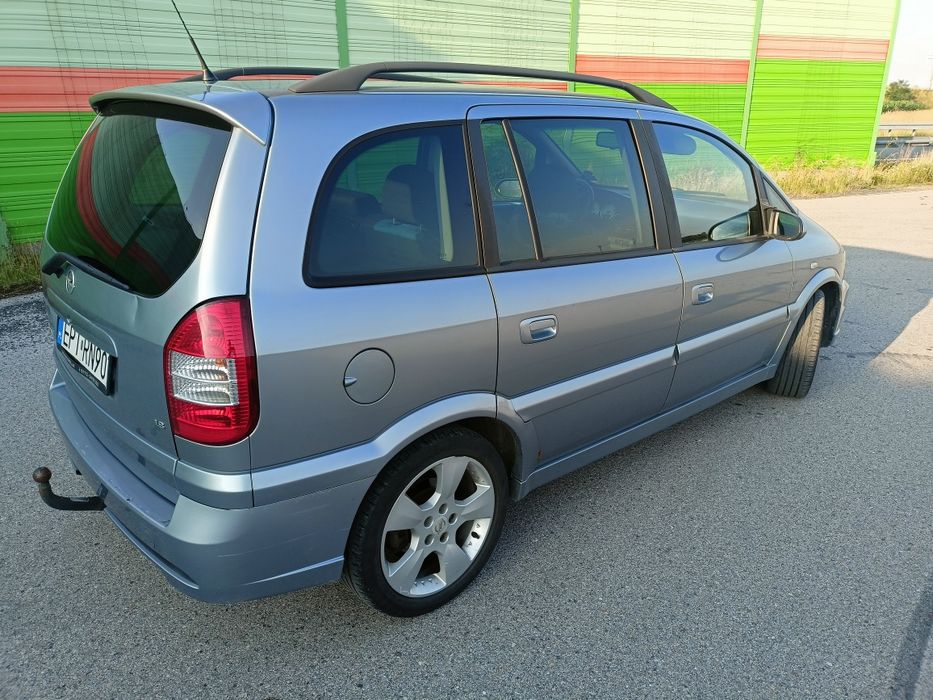 Opel Zafira 1.8 benzyna