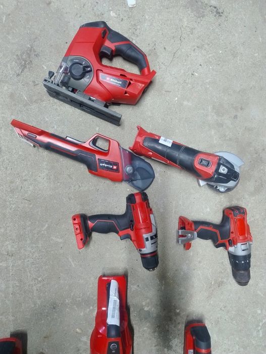 Zestaw  narzędzi wiertarka wkrętarka odkurzacz wyrzynarka nożyce ogrod