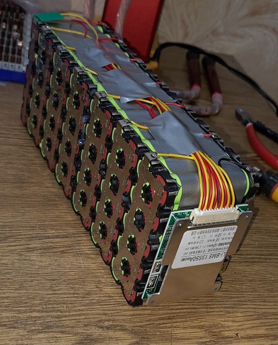 Вело акумулятор литиевый  li ion батарея 36v 48v на електровелосипед