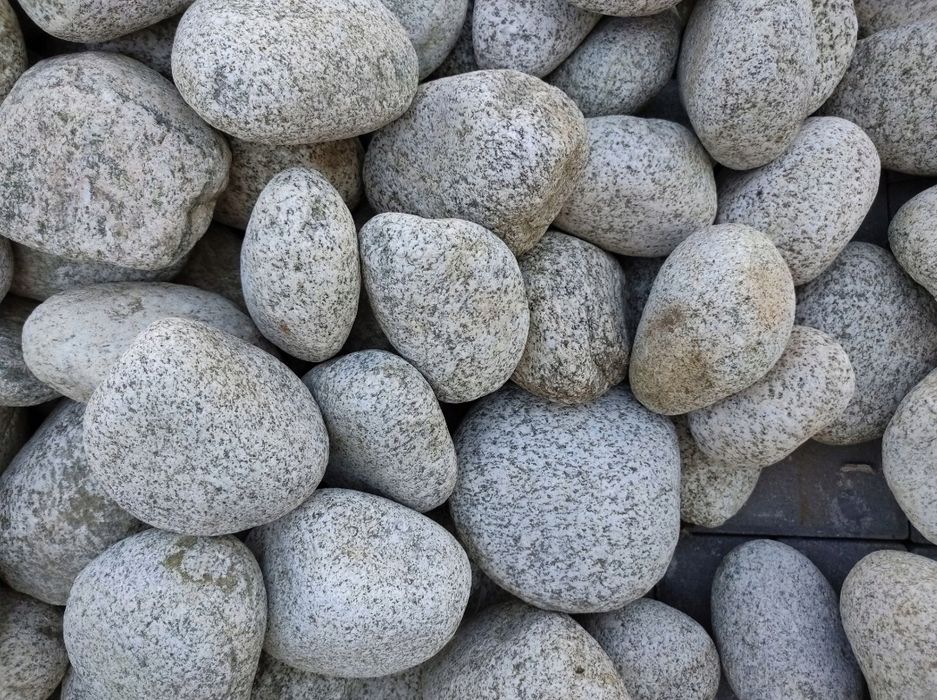 Kamień otoczak granitowy rzeczny