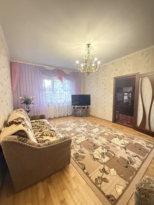 Будинок,Шевченківський,Військбуд,можно під шиномонтаж