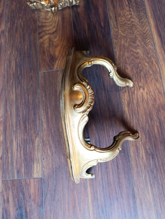 Lustro rokoko. Zdobiona rama. Piękny stan.