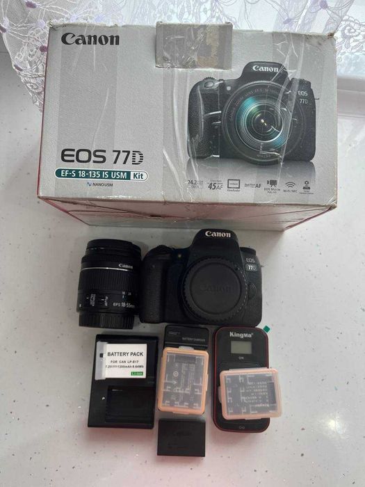 Фотоапарат Canon EOS 77d + об'єктив STM 18-55mm 4-5.6f