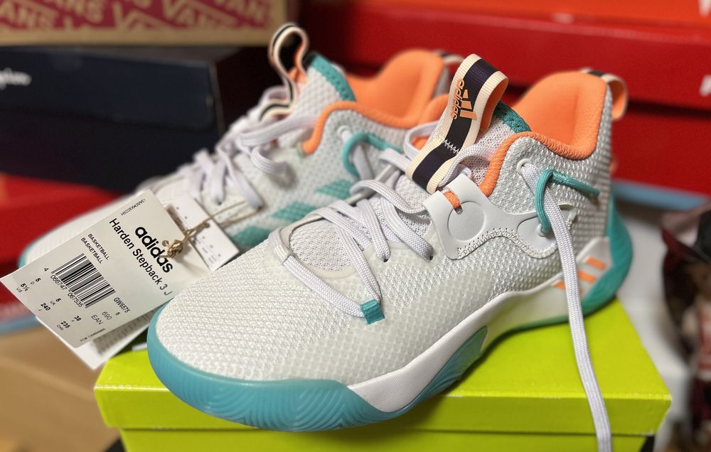 Кросівки Adidas Bounce