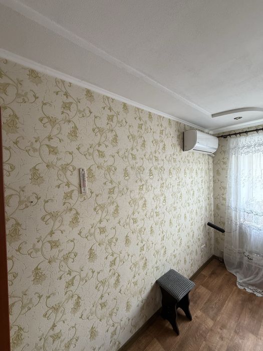 Продается 2 комнатна квартира. Центр. Славянск.