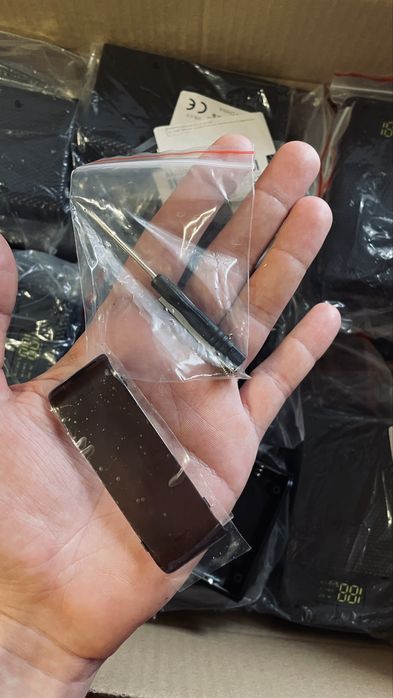 Корпус для павербанку на 4 батареї на гвинтах 4*18650 олх+30грн