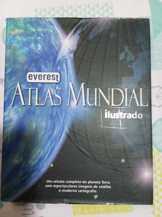 Livro Atlas Mundial Ilustrado