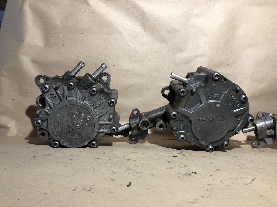 Тандемні вакуумні насоси на автомобілі групи WAG Bosch,Luk