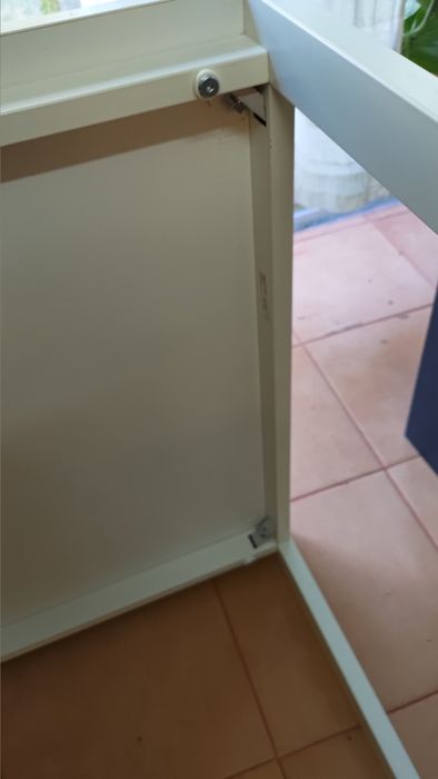 Mesa ikea MELLTORP